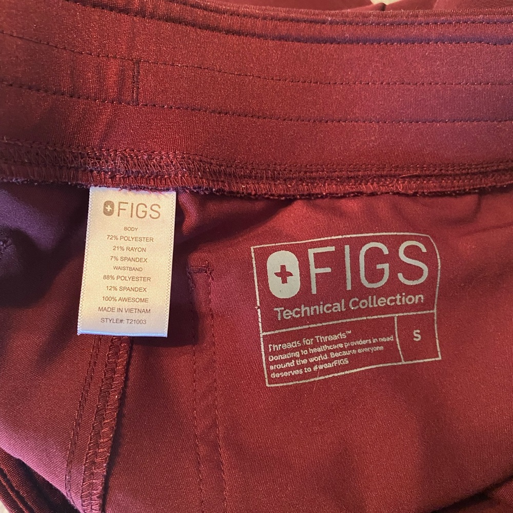 Figs Burgundy Livingston Small Scrub Pants - Picture 3 of 3